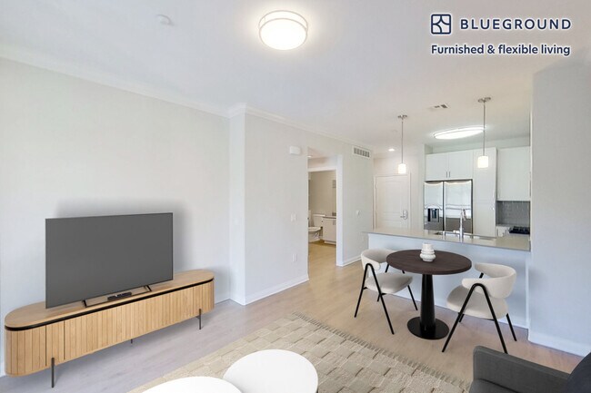 Foto del edificio - 2777 Alton Pkwy