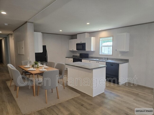 Building Photo - 4511 Dirt Rd