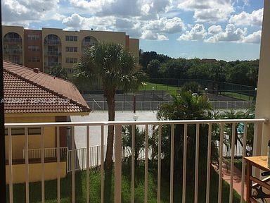 Foto del edificio - 7000 NW 186th St