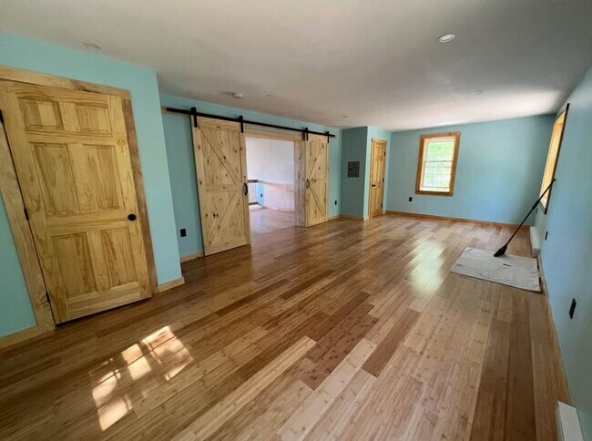 Foto del edificio - 224 Townsend Harbor Rd