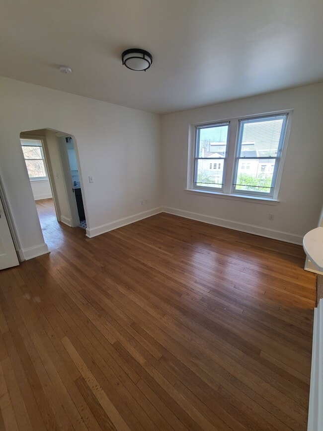 Photo - 5000 New Hampshire Ave NW Apartment