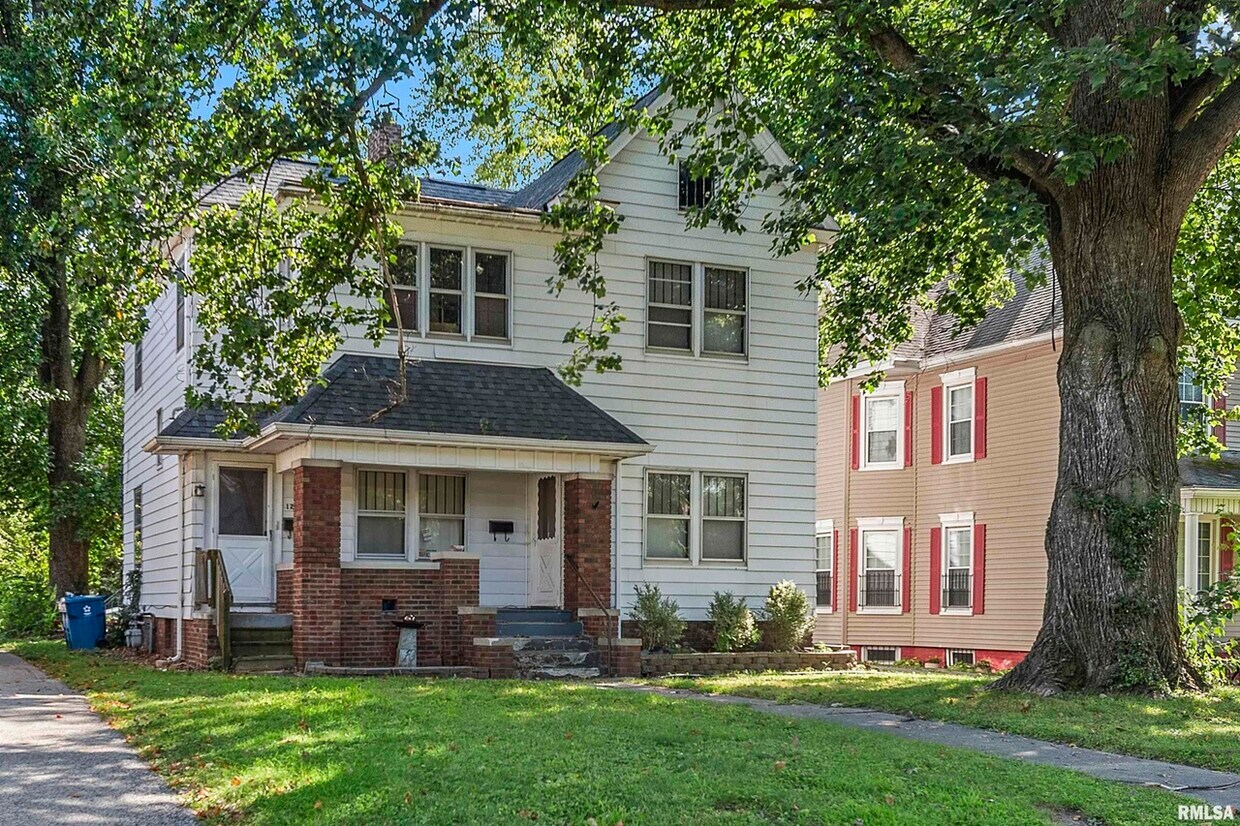 Primary Photo - 1214 W Monroe St