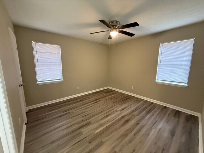 Foto del edificio - 115/117 Vintage Ct