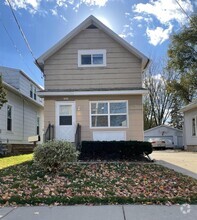 Building Photo - 1005 Harney Ave