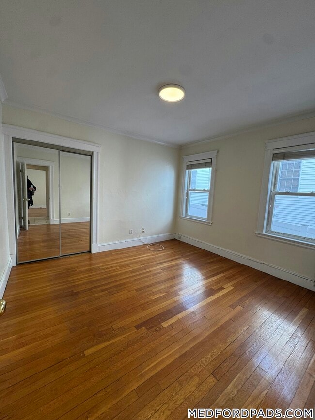 Building Photo - 881 Fellsway