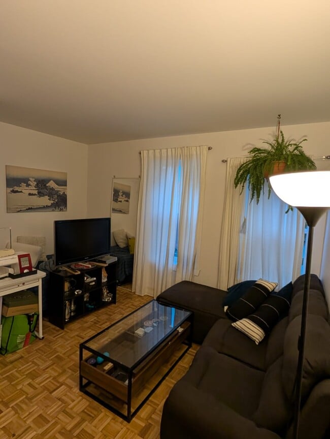 chambre 3 - 4733 Av Palm