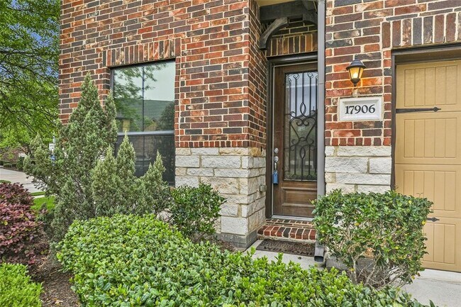 Foto del edificio - 17906 Arapaho Hill Ln