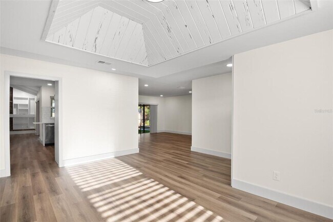 Foto del edificio - 3145 Sandy Ridge Dr