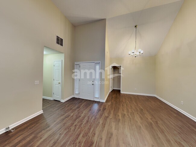 Foto del edificio - 4604 Young Deer Dr