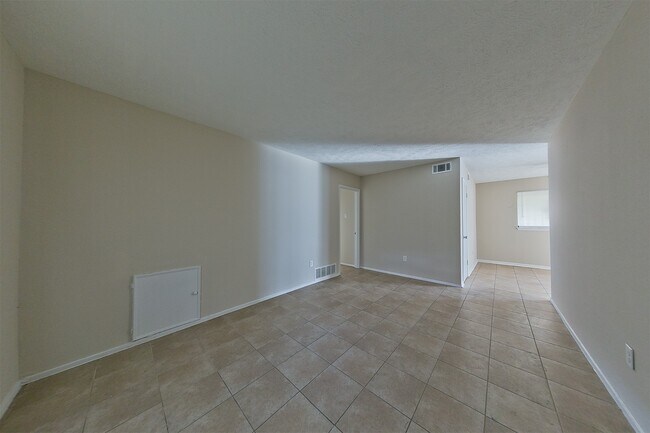 Foto del edificio - 4011 Smooth Oak Ln
