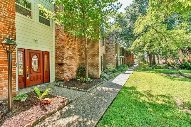 Building Photo - 1255 Blalock Rd