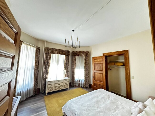 Foto del edificio - 196 Mounds Blvd