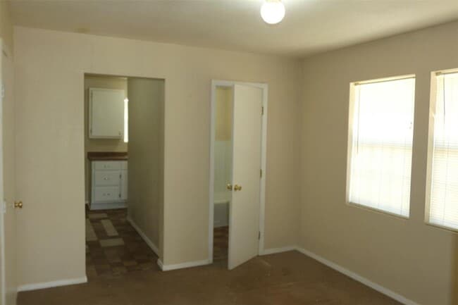 Foto del edificio - Cute duplex