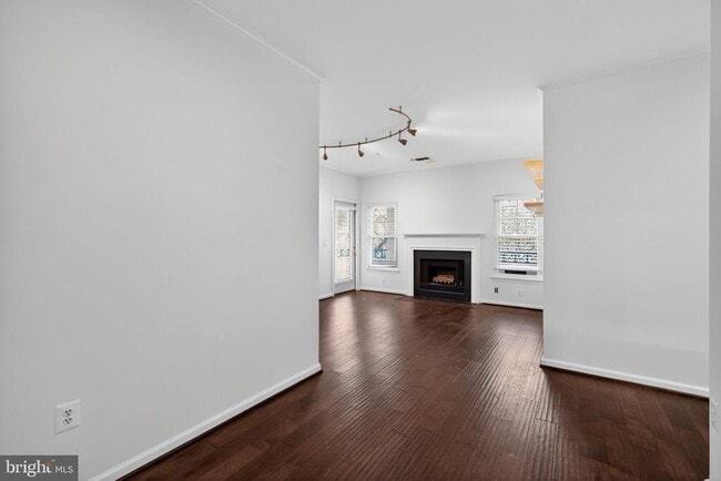 Foto del edificio - 12016 Taliesin Pl