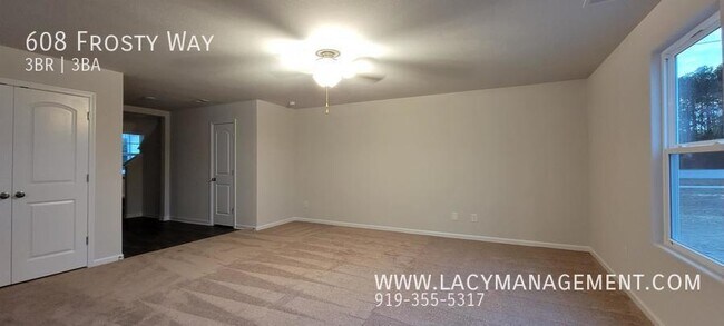 Building Photo - 608 Frosty Way