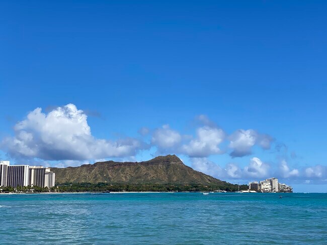 Building Photo - 1860 Ala Moana Blvd