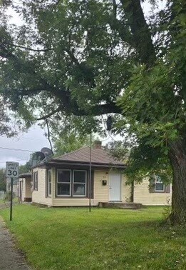 Foto principal - 953 E North St
