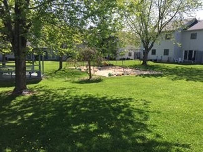 Interior Photo - Courtyard Townhomes