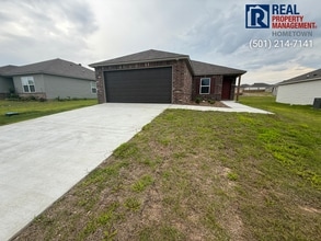 Building Photo - 6016 Croft Ave