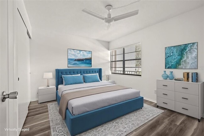 Foto del edificio - 14130 Rosemary Ln