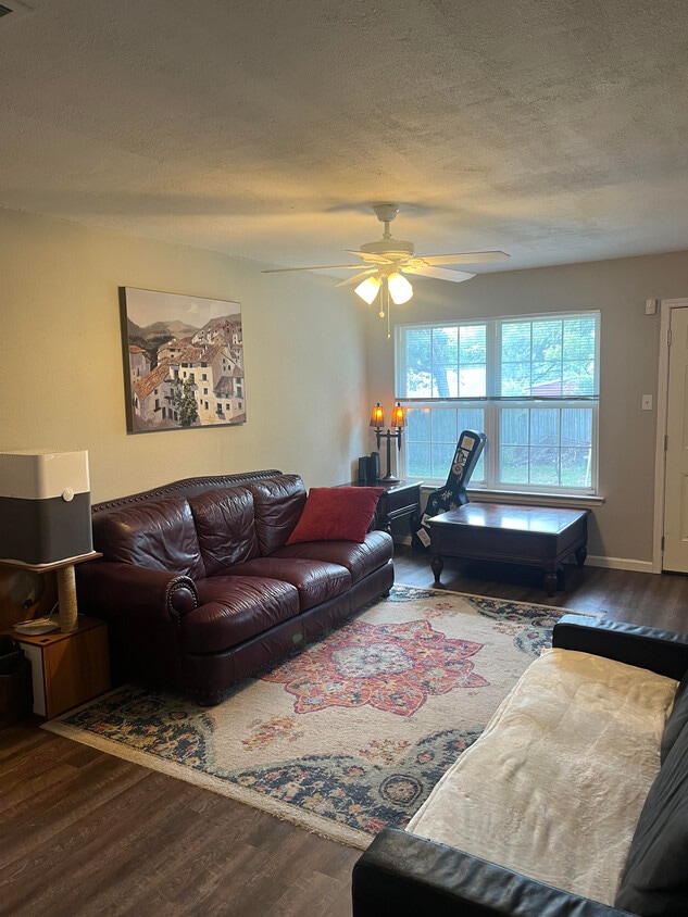 Living Room - 7201 Ellington Cir