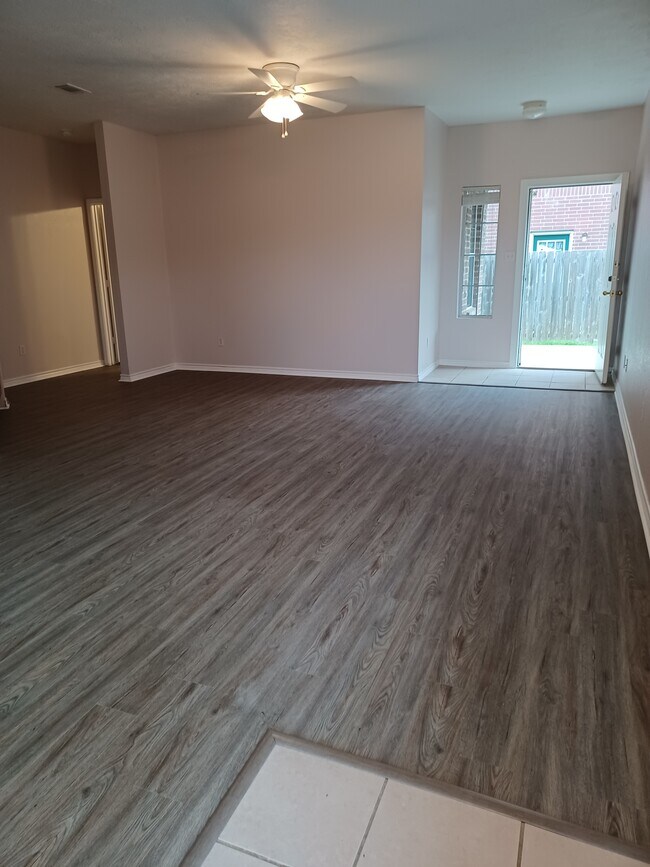 Pic taken from front door entry - 1709 Prairie Dr