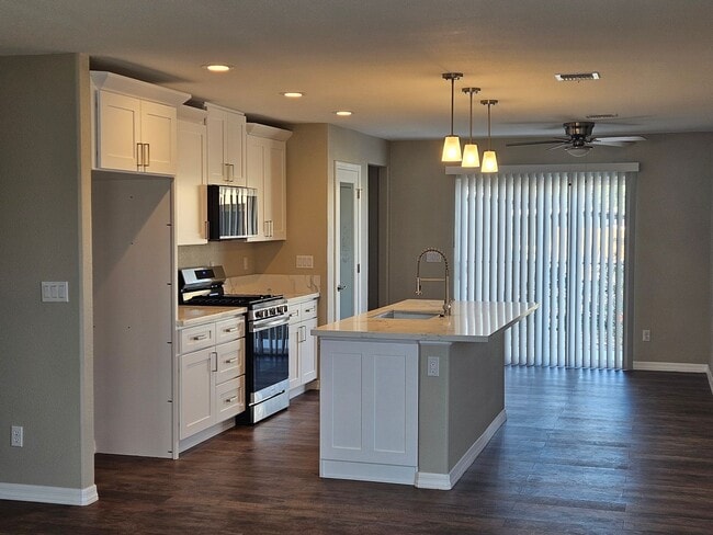 Building Photo - Brand New and Beautiful Stick Built Home i...