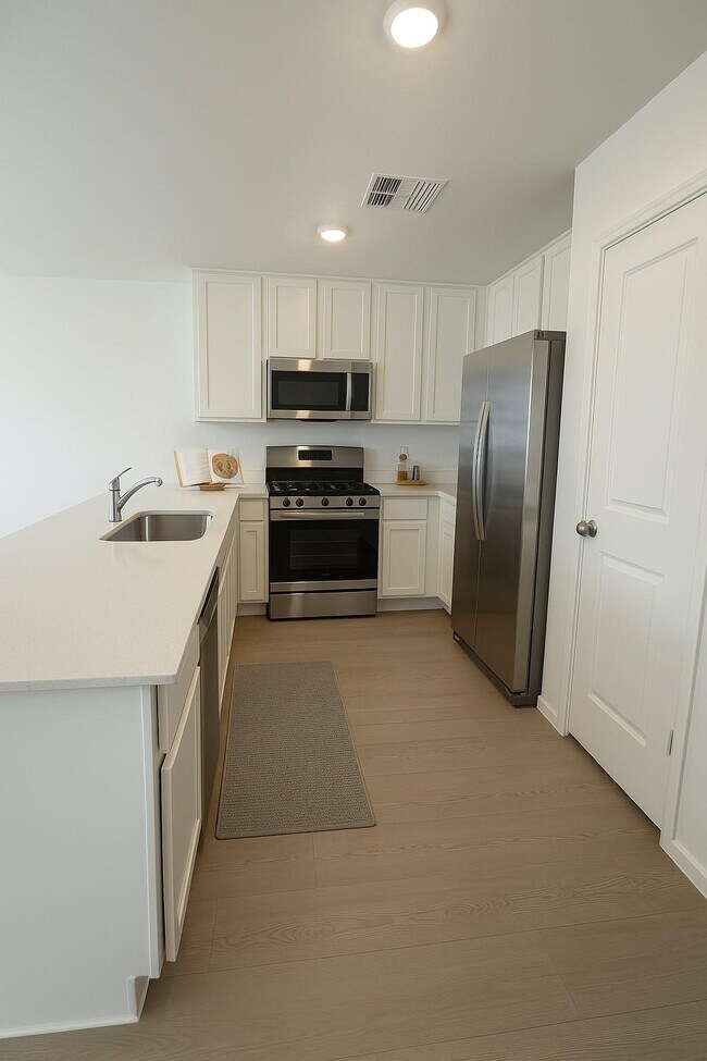 Foto del edificio - 1735 Serenity Moon Dr