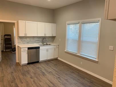 Foto del edificio - 821 W Day St