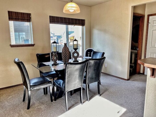 Foto del edificio - Fife Stonebrook Condo in GATED community 2...
