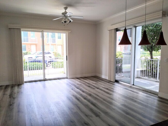 Foto del edificio - 804 E Windward Way