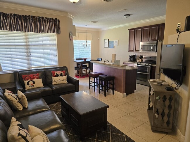 Foto del edificio - 7596 Assembly Ln