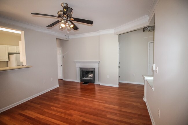 Building Photo - 1626 Chatelain Way