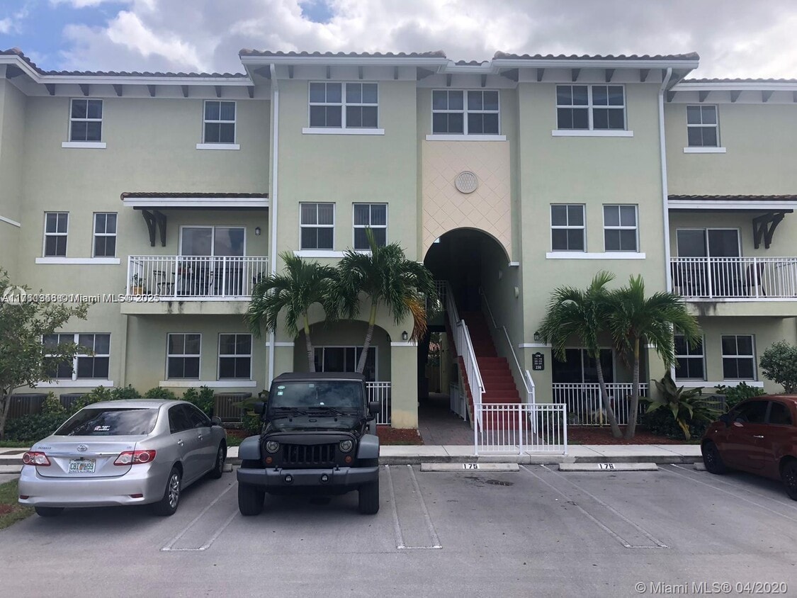 Primary Photo - 230 NW 109th Ave