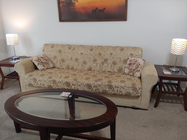 Building Photo - 490 Old Highway 81