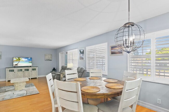 Foto del edificio - 2424 NE 9th St