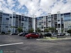 Primary Photo - 1000 Parkview Dr