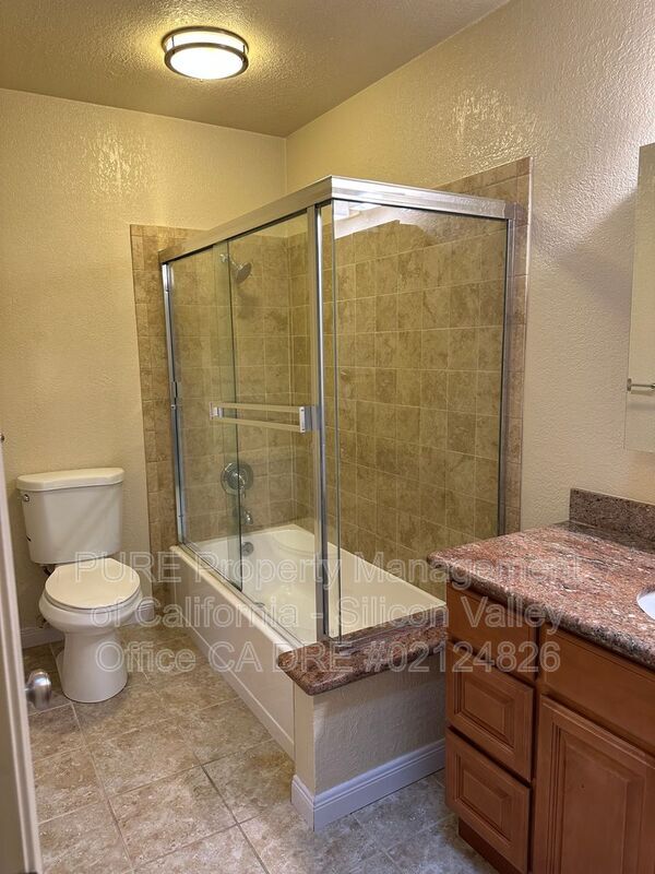 Foto del edificio - 4658 W Campbell Ave
