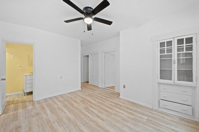 Foto del edificio - 20 Temple St