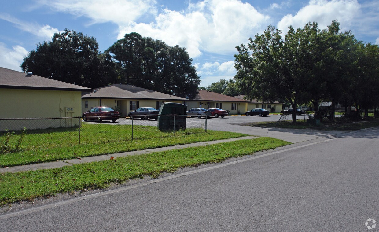 Building Photo - Queens Terrace Apartments