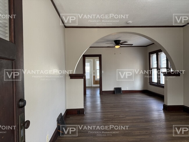 Foto del edificio - 1012 W Spring St