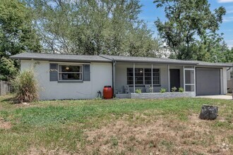 Building Photo - 4348 Shoreline Dr