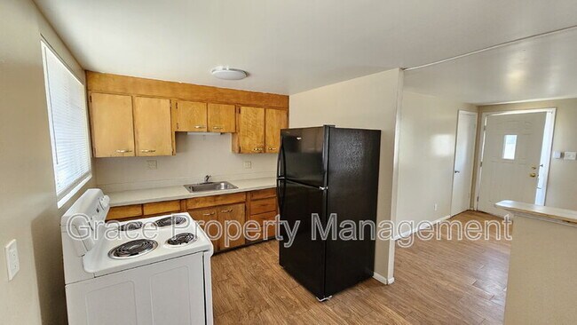 Foto del edificio - 7770 Idlewild St