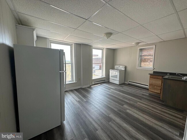 Foto del edificio - 6 Public Sq