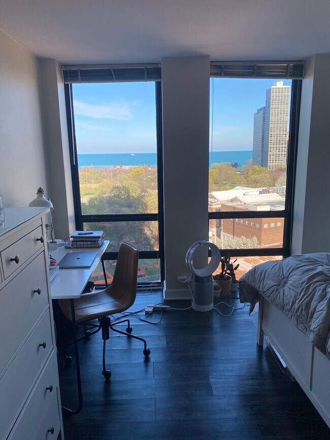 1660 N La Salle Dr Unit 1403, Chicago, IL 60614 Condo for Rent in