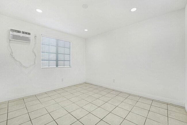 Foto del edificio - 400 W 109th St
