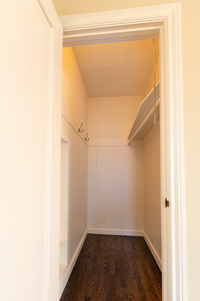 Large Closet - 3950 Mission St