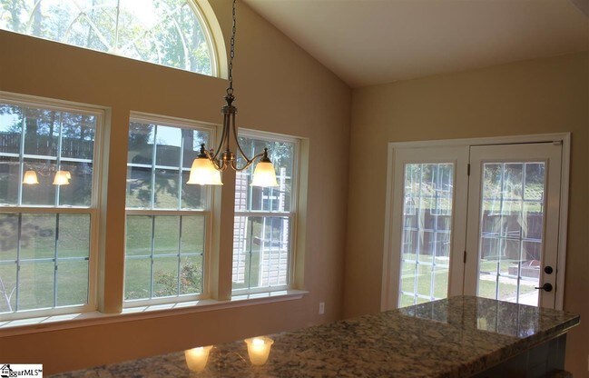 Foto del edificio - 228 Kelsey Glen Ln