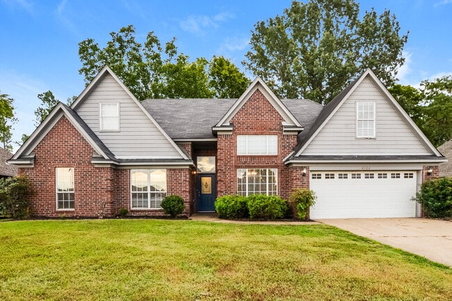Building Photo - 6164 Kingsview Dr