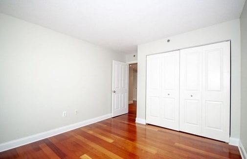 Building Photo - 8 Museum Way